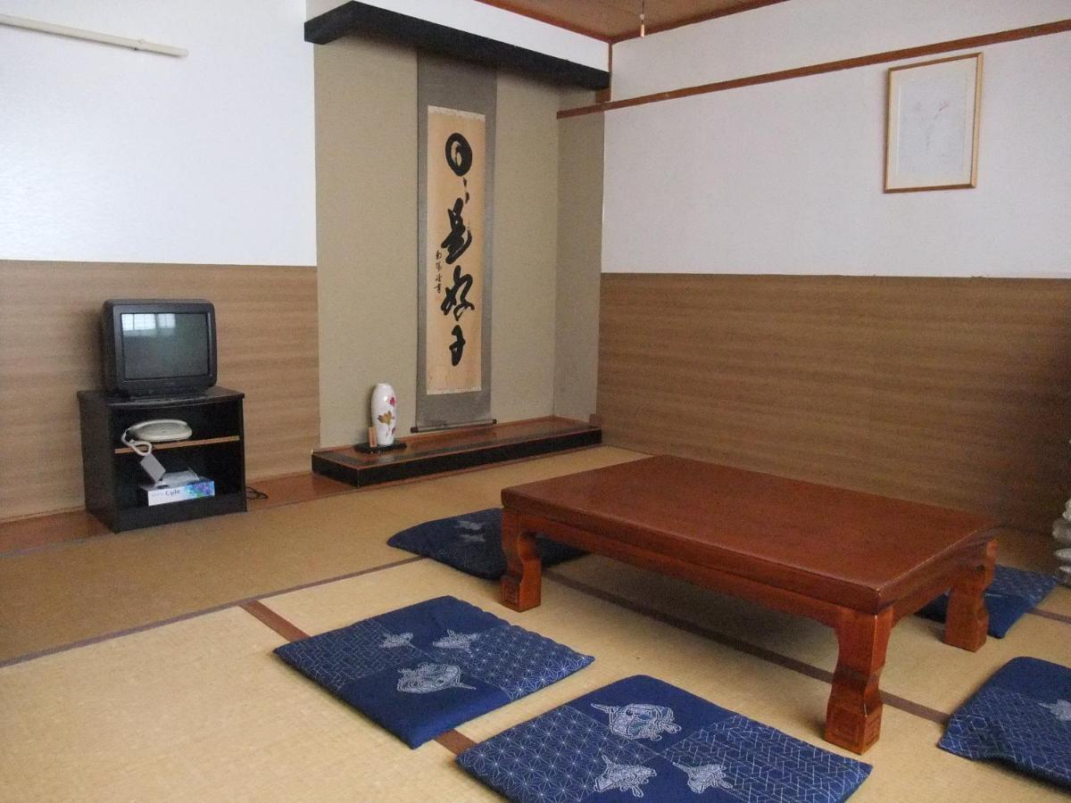 Hotel Madam Mirei Iiyama Exteriör bild